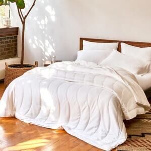 Buffy Breeze Comforter King/Cal King